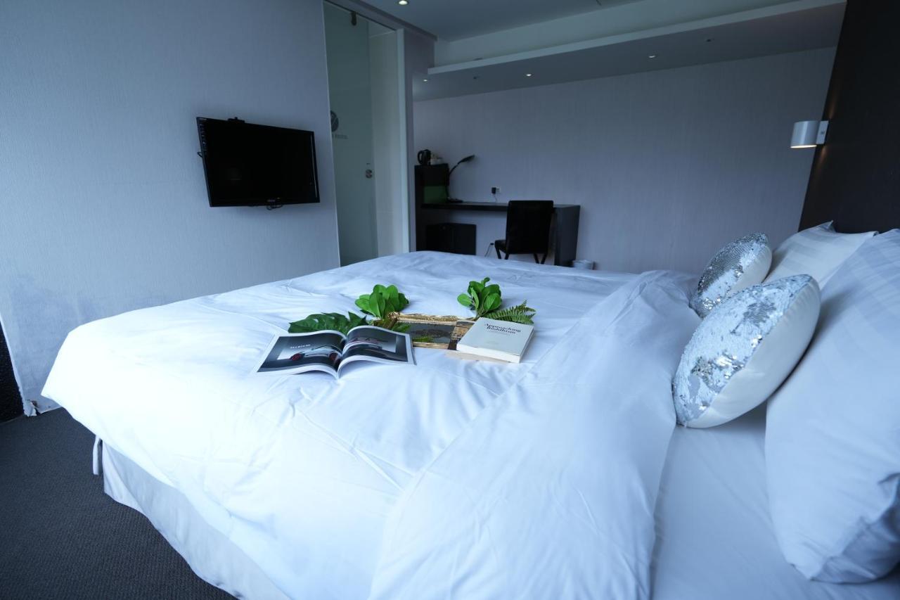 Myhotels 14 The Top One Taipei Eksteriør billede